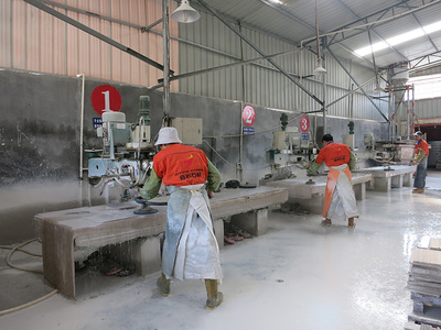 专注于木纹，执着于质量——走进嘉岩石材